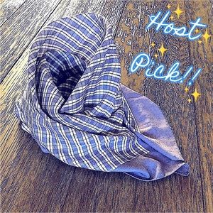 🆕NWOT•Blue & White Plaid 30”x 30" silk blend square Scarf; Boutique